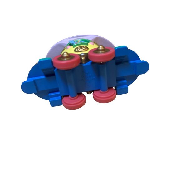 Cottontail Express - Passanger Car 1998 Hallmark Ornament QEO8376 - Picture 5 of 11